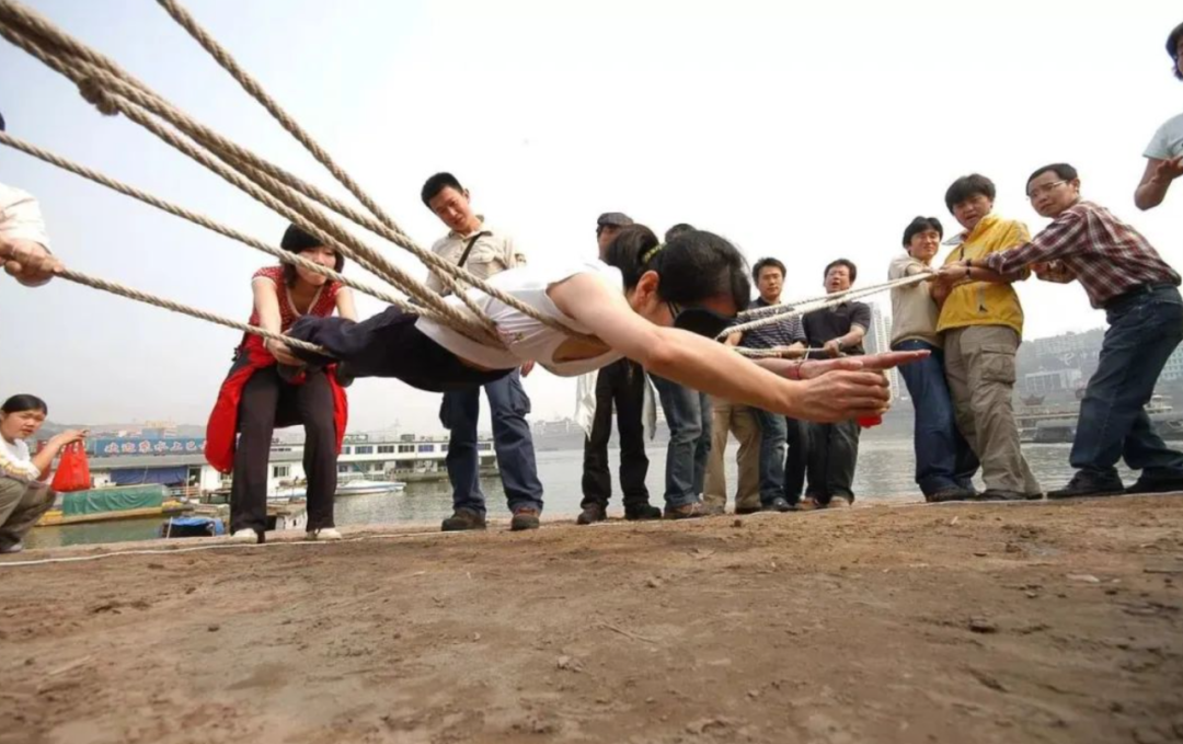 公司組織員工趣味團建活動方案，來看看這些適合江浙滬團建游戲項目吧！