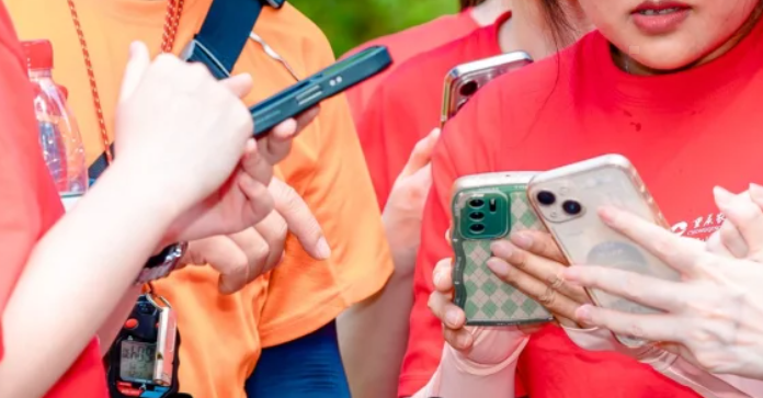 企業職工紅色趣味定向賽活動方案，通過趣味定向打卡任務一起重溫那個時代百折不撓的堅韌精神！